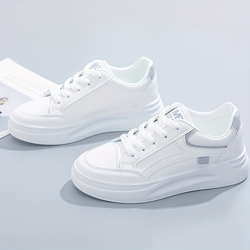 Baskets blanches chic confort léger